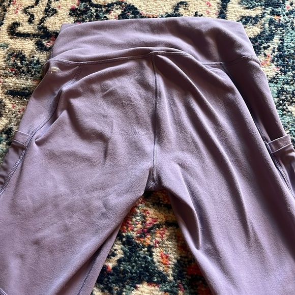 Fabletics Lilac PowerHold Leggings | High-Waisted Workout Legging&  Pockets - Picture 3 of 5